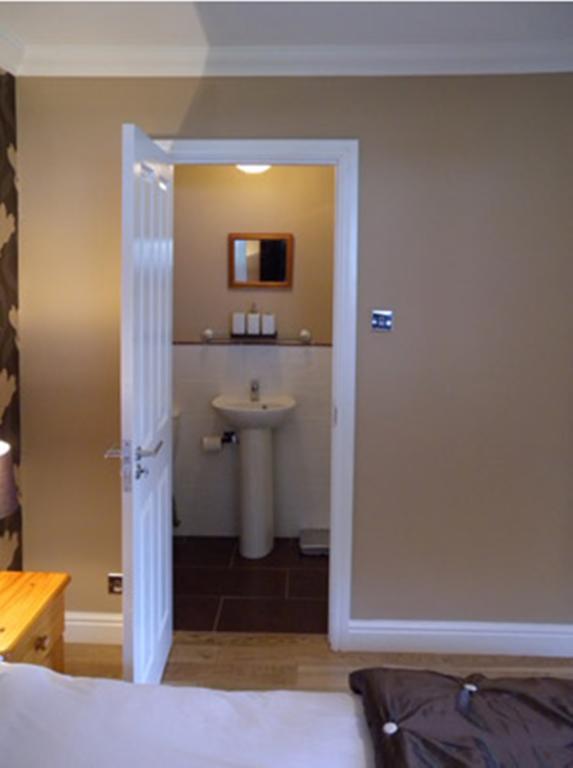 Ben Arthur'S Bothy Luxury Flat อาร์โรคาร์ ห้อง รูปภาพ